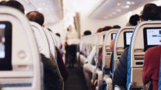 Sinqapurdan Helsinkiyə uçan təyyarə Bakıda təcili eniş etdi 