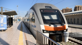 АЖД запускают пассажирские перевозки в Газах скоростным поездом 