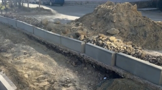 Sumqayıtda sakinlər parkın salınmasına qarşı çıxdılar: "Maşın saxlamağa yer olmayacaq"  - VİDEO