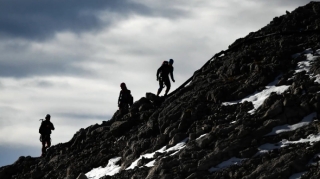 Bələdçilər turistləri dağda belə zəhərləyirmiş  