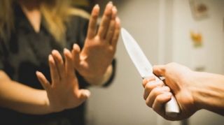 32 yaşlı qadın bıçaqlandı - Həyat yoldaşı saxlanıldı - YENİLƏNİB