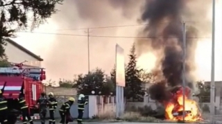 Sabirabadda avtomobil  yandı