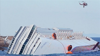 Bərə aşdı; 10 ölü 