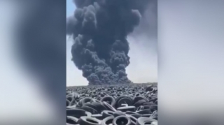 Küveytdə 50 milyon təkərin olduğu ərazi yanır - ŞOK VİDEO 