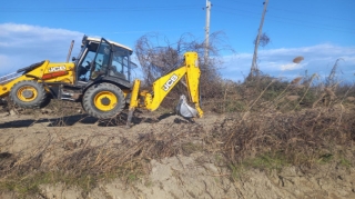Göyçayda qanunsuz torpaq daşıyan şəxsə protokol tərtib olunub  - FOTO