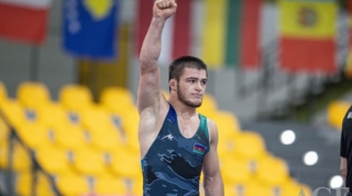 Güləşçimiz ermənini məğlub edərək Avropa çempionu oldu