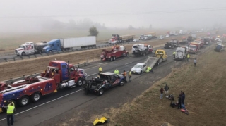 ABŞ-da 60-a yaxın avtomobilin iştirakı ilə ağır qəza   - VİDEO