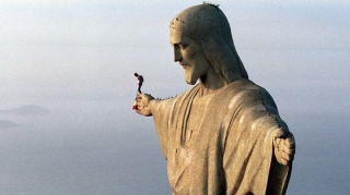 Braziliyada İsa Məsihin heykəlinin üzərinə çıxan iki fransalı saxlanılıb  - FOTO