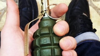 Mübahisə edib, qadının evinə qumbara atdı 