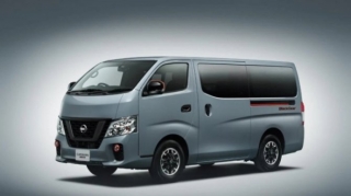 Микроавтобус "Nissan" NV350  получил версию для отдыха на природе  - ФОТО