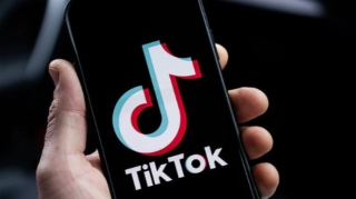 Azyaşlıya sığınacaqda işgəncə verərək sonra "Tik-Tok"da adına pul yığdılar – ŞOK İDDİA VİDEO 