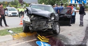 Servis avtobusu minik maşını ilə toqquşdu: 14 nəfər xəsarət alıb - FOTO