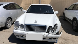 Şəmkirdə "Mercedes"lə polisdən qaçan sürücü narkoman çıxdı - FOTO