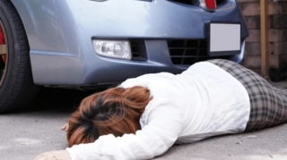 Şəmkirdə avtomobil qadını vuraraq öldürüb 