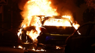 Futbol qarşıdurması avtomobillərin yandırılması ilə nəticələndi 