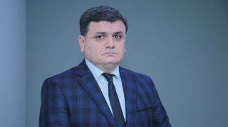 “Taksi dayanacaqları şəhər üçün çox vacibdir”