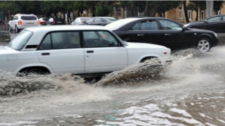 Yağışda ən çox zərər görən maşınlar hansılardır? - "Sürücülər məhkəməyə verməlidir..." 
