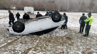 Şahbuzda avtomobil qaz xəttinə çırpılıb, 450 abonentin qazı kəsilib - FOTO 
