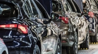 Bu ölkədə yanacaq bahalaşdı; elekrik və hibrid maşınlara tələb artır – RƏSMİ 