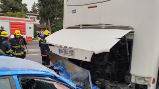 Dönərxanada işləyən gənc icarəyə götürdüyü avtomobillə qəzaya düşərək ÖLDÜ  - VİDEO  - YENİLƏNİB