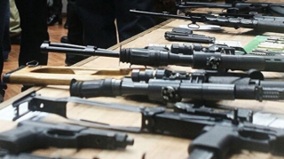 Polis xeyli silah-sursat aşkarladı 