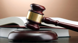 Sinif yoldaşının ölümündə təqsirləndirilən məktəbliyə hökm oxunub 