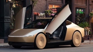 Tesla может выпустить 1500 роботакси уже к концу года 