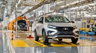 "AvtoVAZ" istehsal xətlərini bağlayır: "Lada" avtomobillərinin satışları niyə azalır? - FOTO