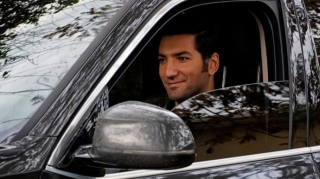 Məşhur aktyorun sürücülük vəsiqəsi əlindən alındı