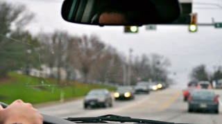 Bu cür avtomobil idarə etmək faciələrə yol açır – Sürücülərin diqqətinə! 