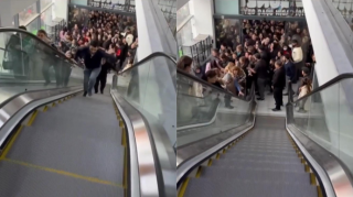 Yeni ticarət mərkəzinin açılışı izdihama səbəb oldu: Eskalatora tərs istiqamətdə mindilər – VİDEO 