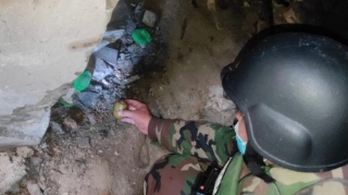 Bakının mərkəzindən qumbara tapılıb  - FOTO