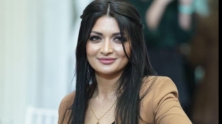 Tanınmış bloger qəzada öldü   - FOTO