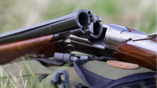 Biləsuvarda çayxananın qarşısında həmyerlisinə atəş açan şəxsə hökm oxundu 