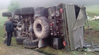 Separatçılar Qarabağda qəzaya düşdülər - Ölən və yaralılar var 