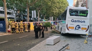 İspaniyada avtobus binaya çırpılıb: 46 nəfər xəsarət alıb 
