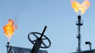 Dünya bazarlarında təbii qaz ucuzlaşıb