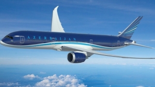 Bakı-Naxçıvan təyyarəsi geri qayıtmalı olub