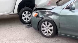 Bakıda zəncirvari QƏZA:  3 maşın bir-birinə çırpıldı - VİDEO 