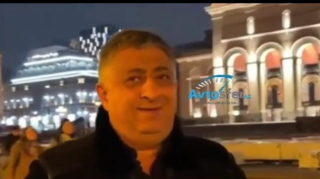 İrəvanın mərkəzindən qohumlarını salamlayan azərbaycanlı kimdir? – “Xalaoğlu, dur gəl, yeyib-içək” – VİDEO  