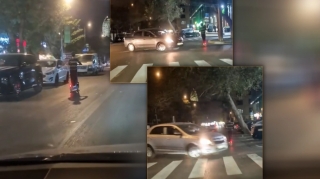 Bakıda skuter sürən yeniyetmədən TƏHLÜKƏLİ HƏRƏKƏTLƏR  - VİDEO