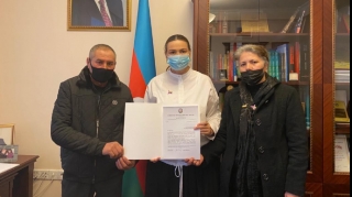 Qənirə Paşayeva qəhrəman şəhidimizin ailəsi ilə görüşüb. 