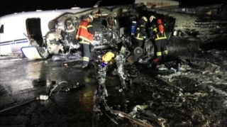 ABŞ-da təyyarə binanın üzərinə düşdü