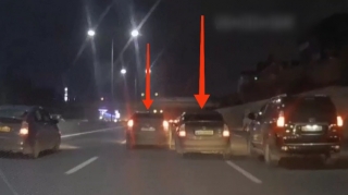 Bakı-Sumqayıt yolunda yarışa çıxan 2 "avtoş" "Prius" sürücüsü - VİDEO