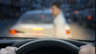 Sürücülərimiz yağışlı havadan niyə çəkinir?  - FOTO