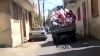 Məktəb avtobusu əvəzinə yük maşınları:  İranda şagirdlərin acınacaqlı vəziyyəti barədə görüntülər - VİDEO 