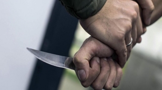 Şirvanda 36 yaşlı şəxs bıçaqlanıb 