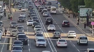 На каких улицах Баку 8 мая наблюдаются транспортные заторы? - ФОТО