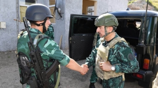 Ermənistanla sərhəddə xidməti-döyüş fəaliyyətinin təşkili yoxlanılıb - FOTO 