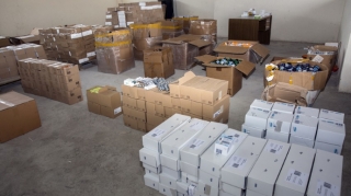 Gömrükçülər orduya qeyri-ərzaq məhsulları, dərman və tibbi ləvazimat verib  - FOTO